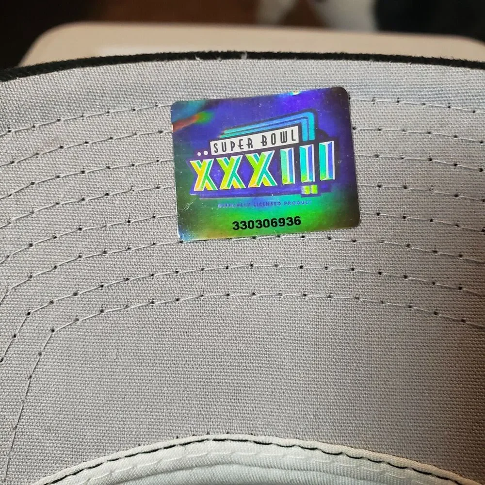 New Era Never Worn‎ Superbowl XXXIII Falcons Bronco Snapback Hat